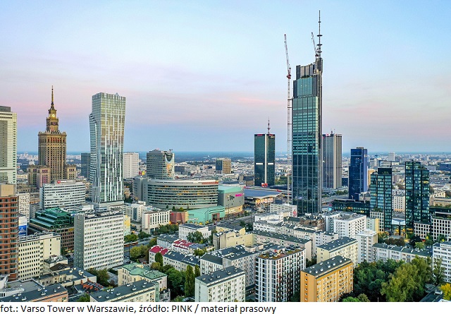 PINK o nieruchomościach komercyjnych w warszawskim sektorze biurowym w IV kwartale 2021 roku