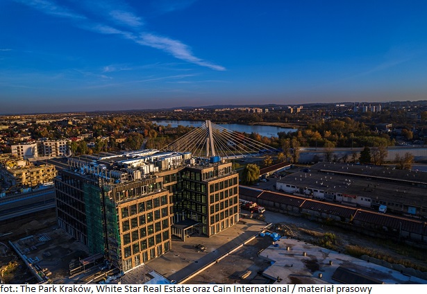 e996a4b49288436b1f52209a753d6a6e