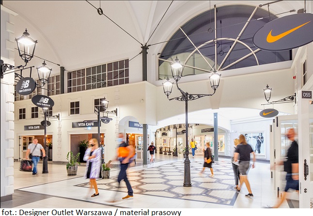 Nieruchomość komercyjna Designer Outlet Warszawa: sprzedaje się emocje i wrażenia
