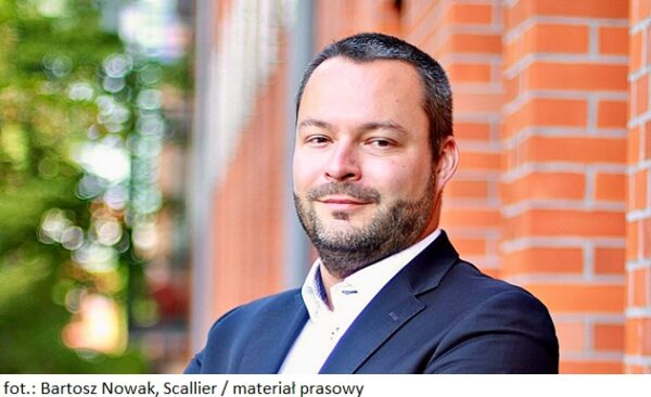 Bartosz Nowak_Scallier